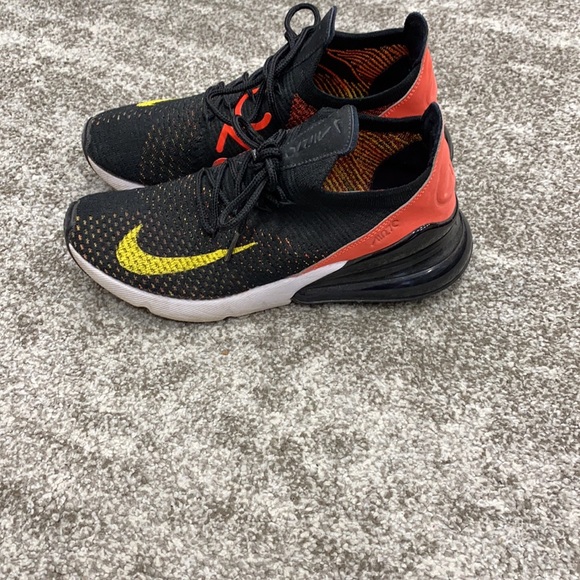 Nike sneakers - Picture 2 of 6